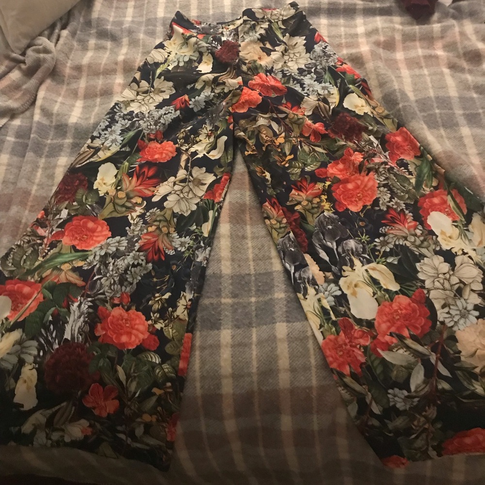 Alice and Olivia wide leg pants